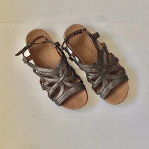 Rockport Pewter Sandals